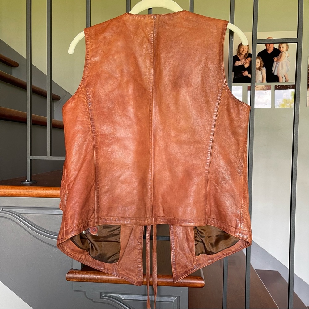 Sundance Rustic Brown Leather Button Front Vest - Picture 7 of 16